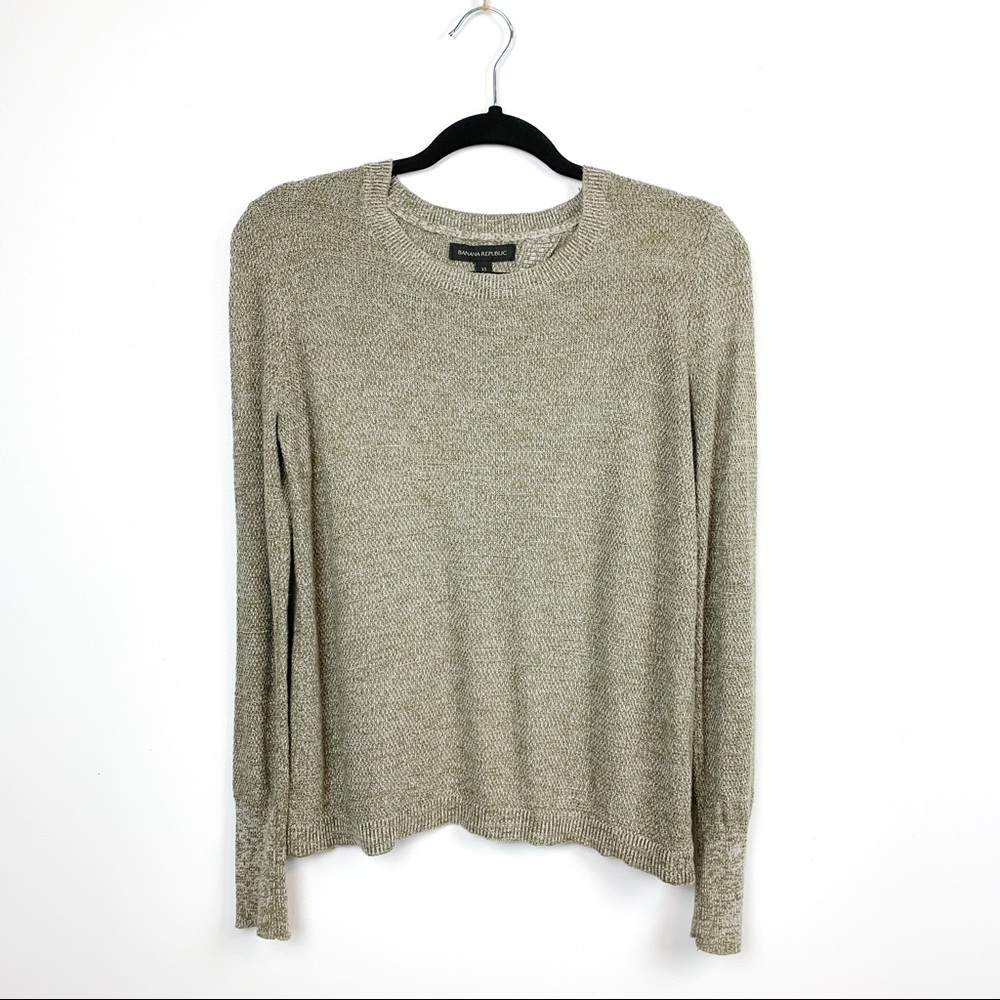 🌸2/$30🌸 Banana Republic Sweater with Open Back